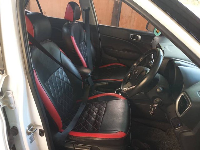 Second-hand 2021 Hyundai Venue S Plus for sale in Karaikudi-3