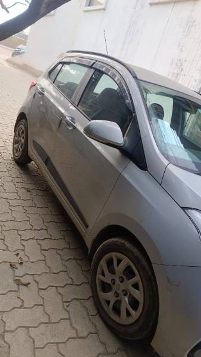 Second-hand 2019 Hyundai Grand i10 1.2 Kappa Sportz BSIV for sale in Jamshedpur-0