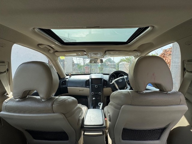 Second-hand 2015 Mahindra XUV500 R W10 FWD for sale in Shivpuri-4