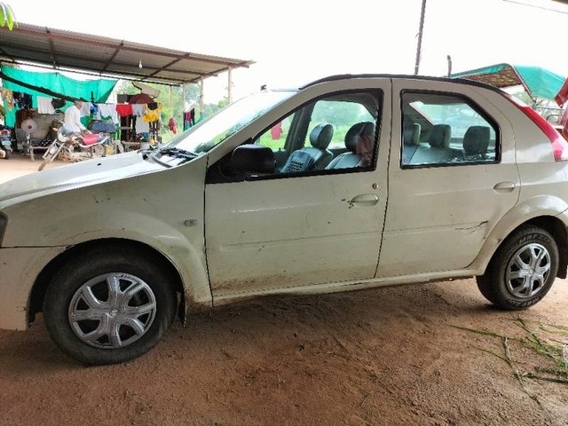 Second-hand 2014 Mahindra Verito 1.5 D4 BSIV for sale in Dungarpur-5