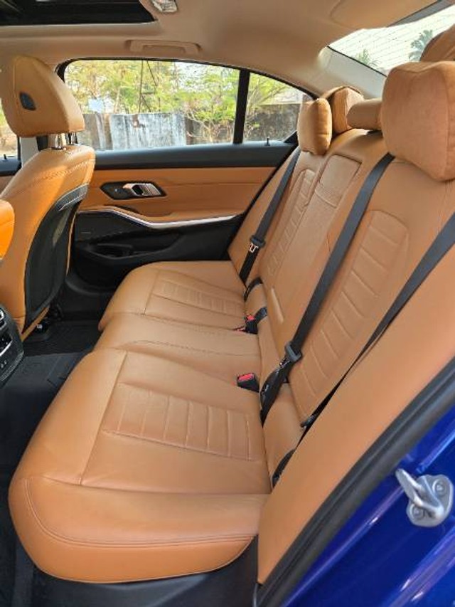 Second-hand 2024 BMW 3 Series Long Wheelbase 330Li M Sport GL for sale in Porvorim-5