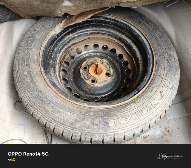 Second-hand 2013 Honda Amaze S i-Vtech for sale in Howrah-4