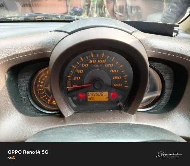 Second-hand 2013 Honda Amaze S i-Vtech for sale in Howrah-3