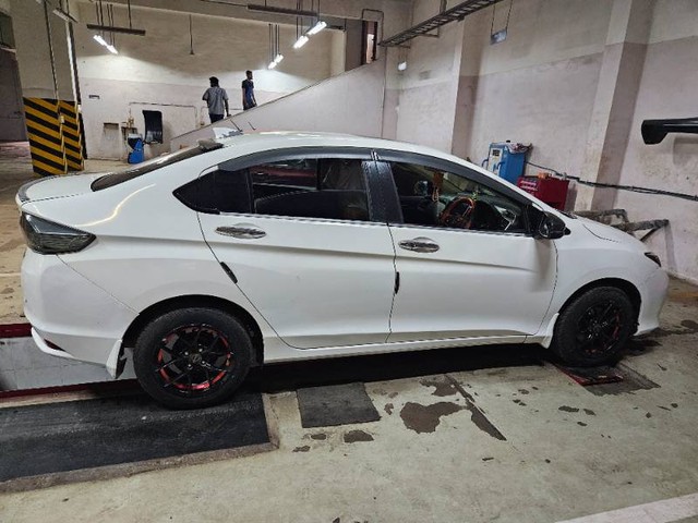 Second-hand 2015 Honda City i VTEC VX for sale in Goa-2