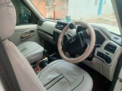 Second-hand 2017 Mahindra Scorpio S2 7 Seater for sale in Chattarpur