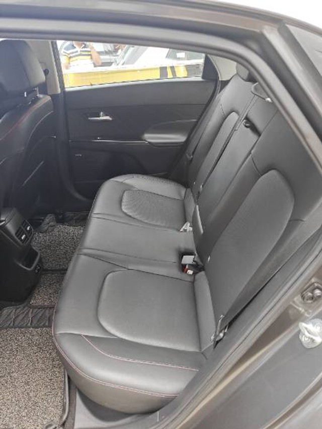 Second-hand 2023 Hyundai Verna SX Opt Turbo for sale in Guwahati-5