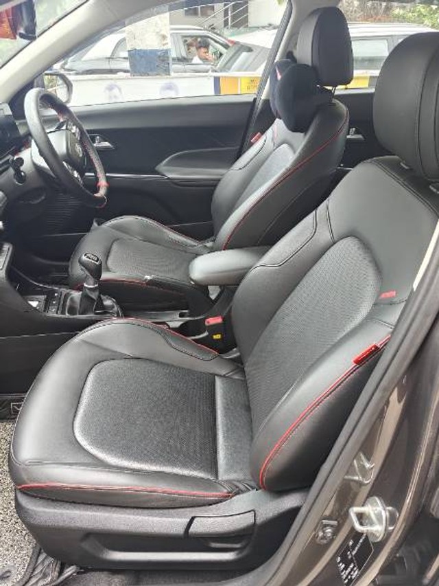 Second-hand 2023 Hyundai Verna SX Opt Turbo for sale in Guwahati-2