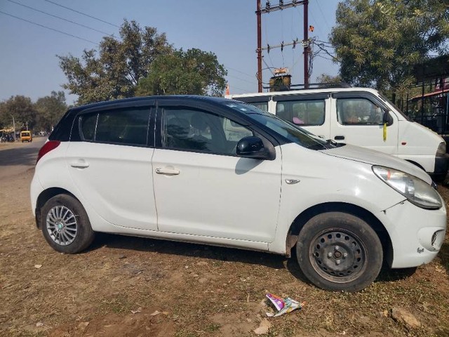 Hyundai i20 1.2 Magna Second-hand 2012 Hyundai i20 1.2 Magna for sale in Jabalpur-1