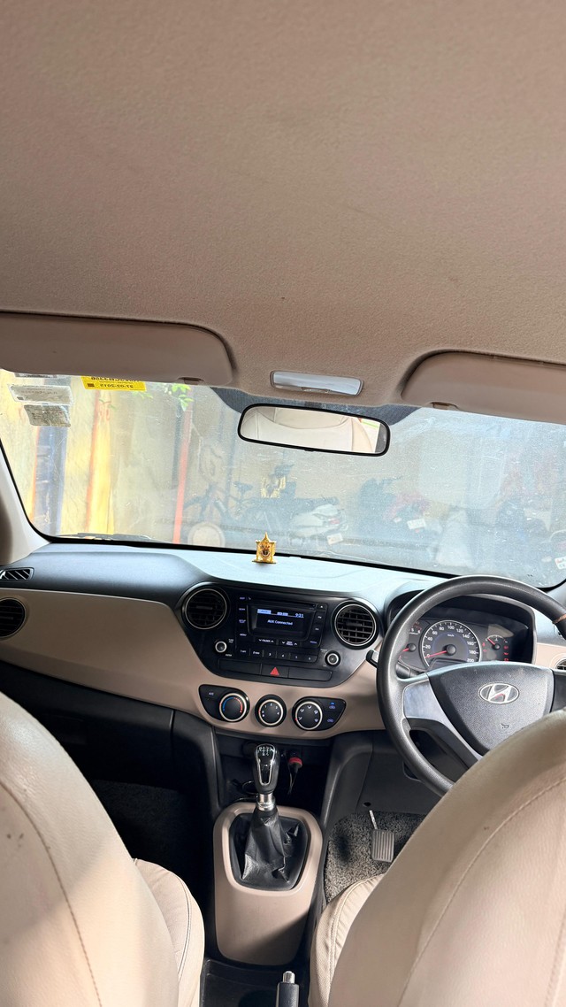 Second-hand 2015 Hyundai i10 Sportz 1.1L for sale in Kota-4