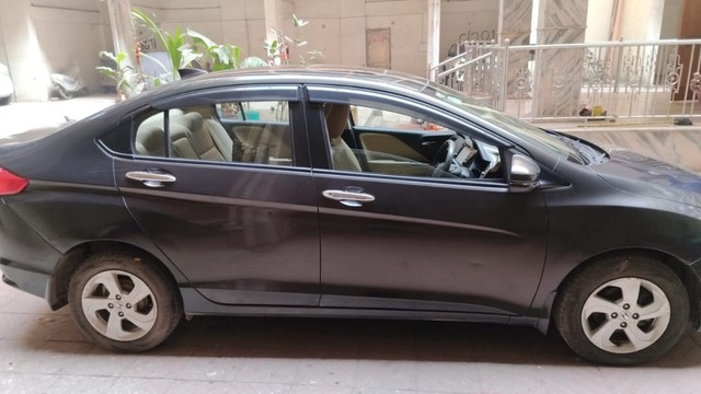 Second-hand 2016 Honda City i VTEC VX for sale in Vasai-5
