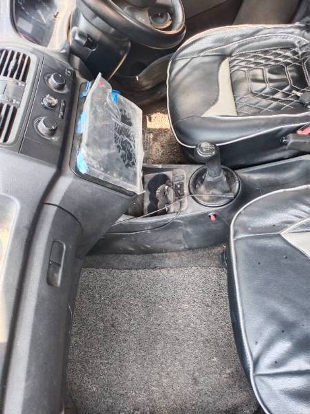 https://images10.gaadi.com/usedgaadi-sellcar/UsedCar/a66b1710-ea97-4ab8-b3ad-8ef43df9ba7f/14a30545-5d7b-417f-b519-8d01fac442de.jpg?imwidth=6401