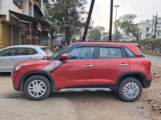 Second-hand 2017 Maruti Suzuki Vitara Brezza VDi for sale in Nashik-3