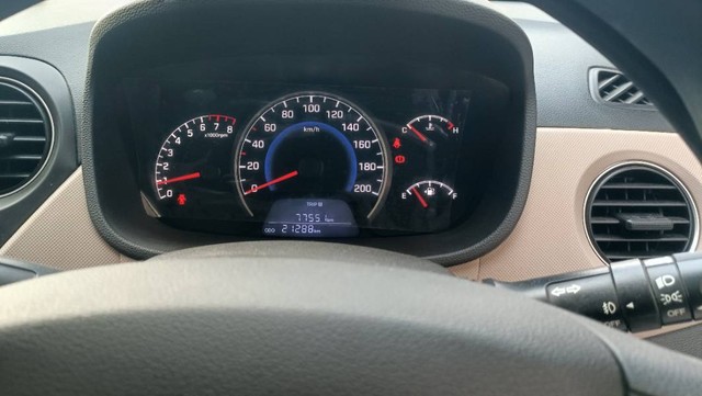 Second-hand 2018 Hyundai Grand i10 1.2 Kappa Sportz BSIV for sale in Vadodara-11