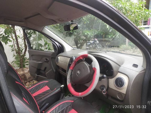 Second-hand 2015 Renault Lodgy 110PS RxZ 8 Seater for sale in Latur-8