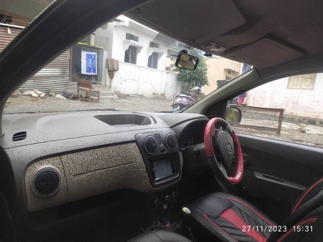 Second-hand 2015 Renault Lodgy 110PS RxZ 8 Seater for sale in Latur-12