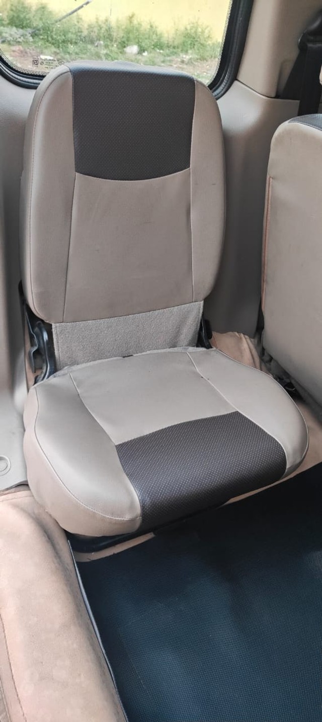 Second-hand 2020 Mahindra TUV 300 T4 Plus BSIV for sale in Chhindwara-8