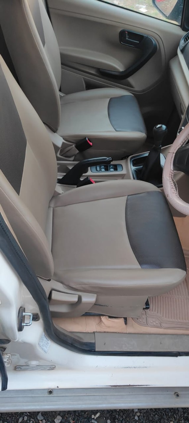 Second-hand 2020 Mahindra TUV 300 T4 Plus BSIV for sale in Chhindwara-7