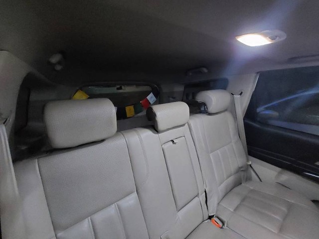 Second-hand 2016 Mahindra XUV500 W10 2WD for sale in Greater Noida-4