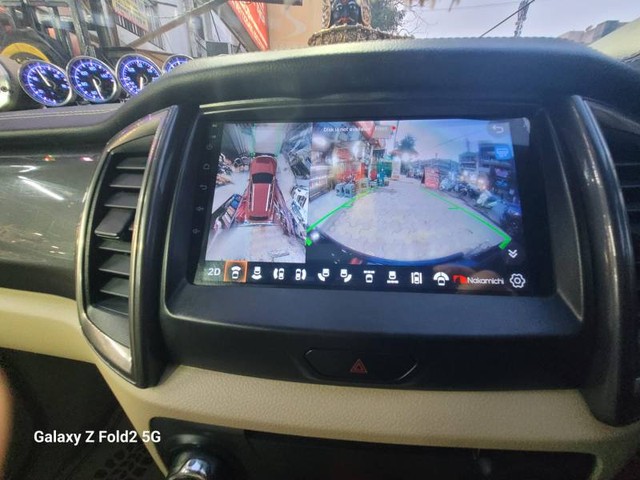 Second-hand 2017 Ford Endeavour 3.2 Titanium AT 4X4 for sale in New Delhi-2