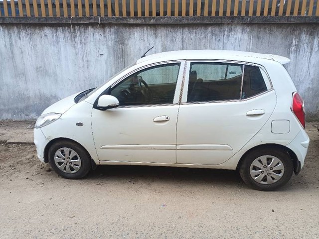 Second-hand 2011 Hyundai i10 Sportz for sale in Rourkela-2