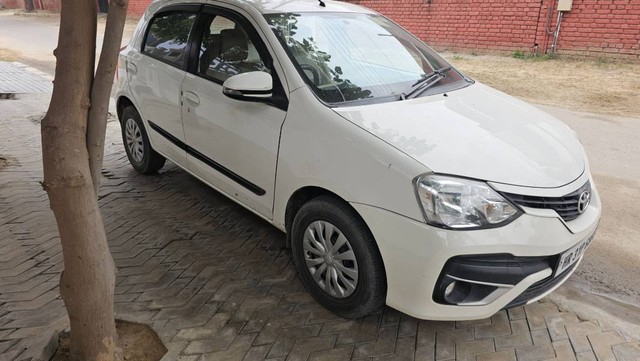Second-hand 2018 Toyota Etios Liva 1.4 VD for sale in Sirsa-4