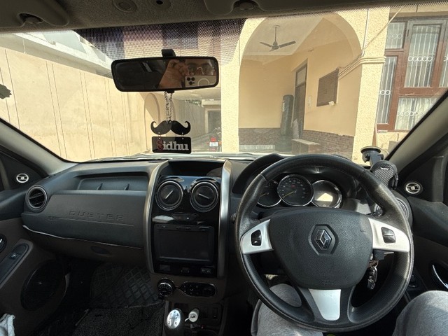 Second-hand 2016 Renault Duster 85PS Diesel RxZ for sale in Pathankot-8
