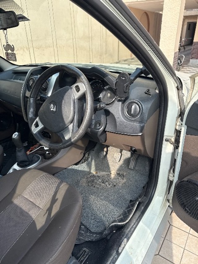 Second-hand 2016 Renault Duster 85PS Diesel RxZ for sale in Pathankot-10