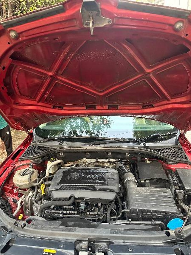 Second-hand 2017 Skoda Octavia 1.8 TSI AT L K for sale in Gurgaon-4