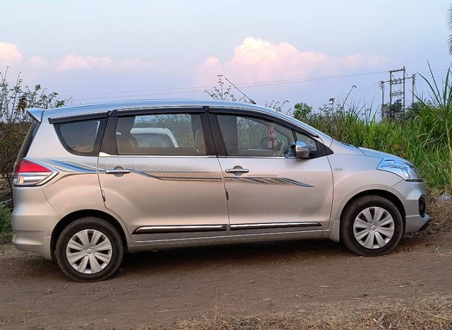 Second-hand 2016 Maruti Suzuki Ertiga VXI CNG for sale in Sangli-3