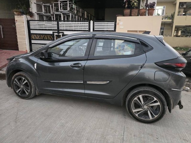 Tata Altroz XZ LUX CNG Second-hand 2024 Tata Altroz XZ LUX CNG for sale in Jaipur-2