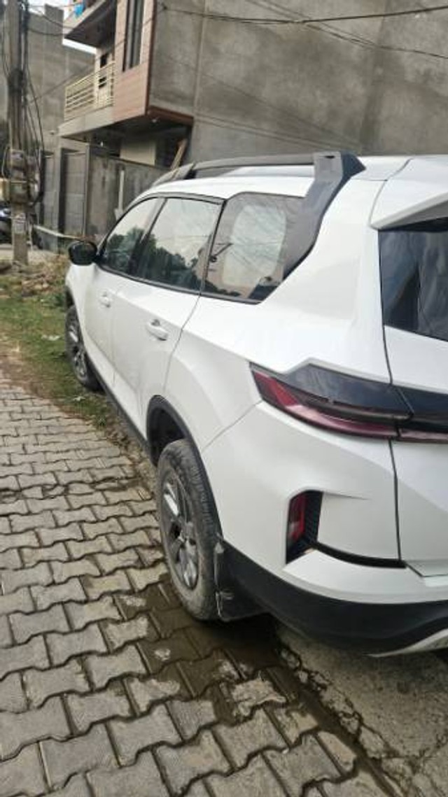 Second-hand 2024 Tata Safari Smart (O) for sale in Panipat-5