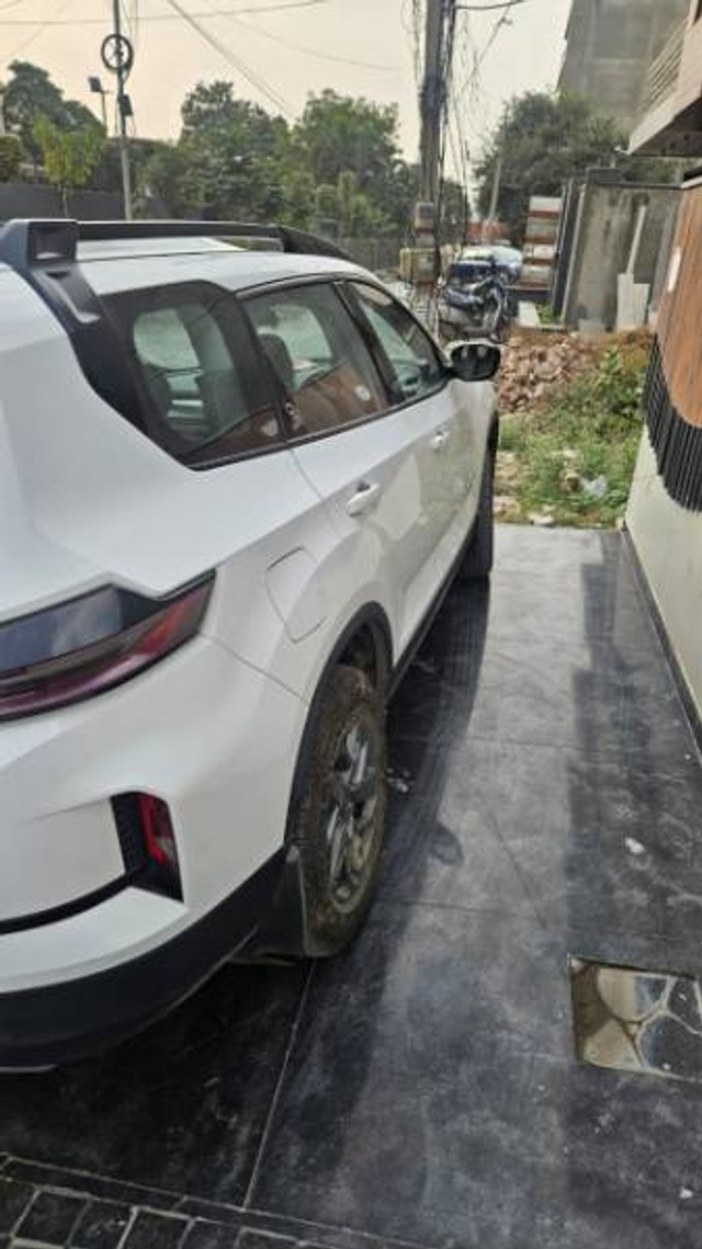 Second-hand 2024 Tata Safari Smart (O) for sale in Panipat-4