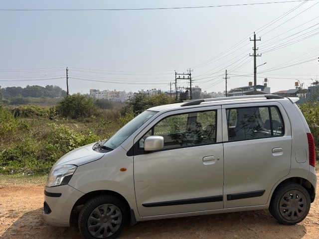 Second-hand 2011 Maruti Wagon R VXI BS IV for sale in Shimoga-4