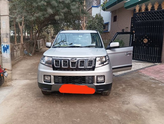 Second-hand 2020 Mahindra TUV 300 T10 BSIV for sale in Moradabad-1