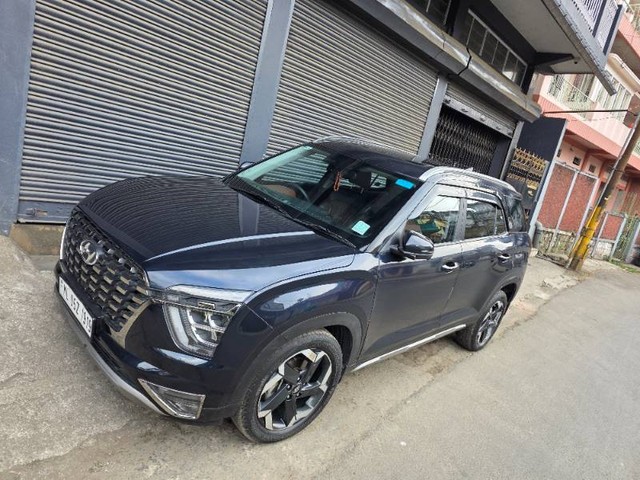 Second-hand 2022 Hyundai Alcazar Platinum 7-Seater Diesel BSVI for sale in Shillong-2