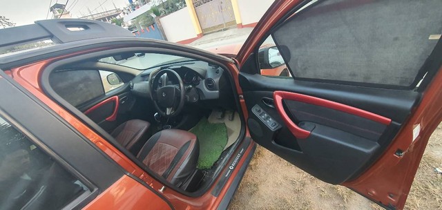 Second-hand 2018 Renault Duster Petrol RXS CVT for sale in Kokrajhar-9