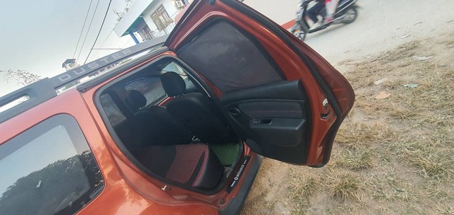 Second-hand 2018 Renault Duster Petrol RXS CVT for sale in Kokrajhar-8