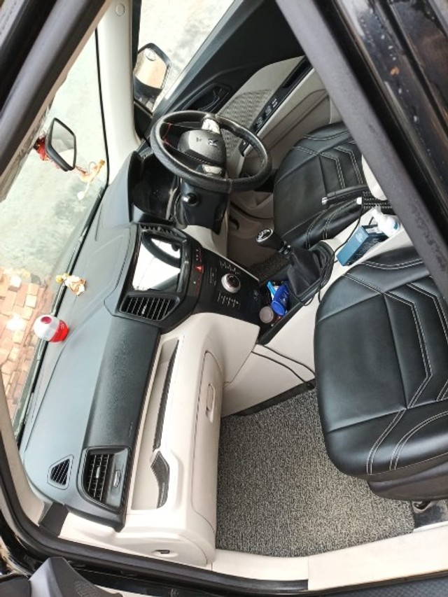 Second-hand 2023 Mahindra XUV300 W6 for sale in Mohali-5