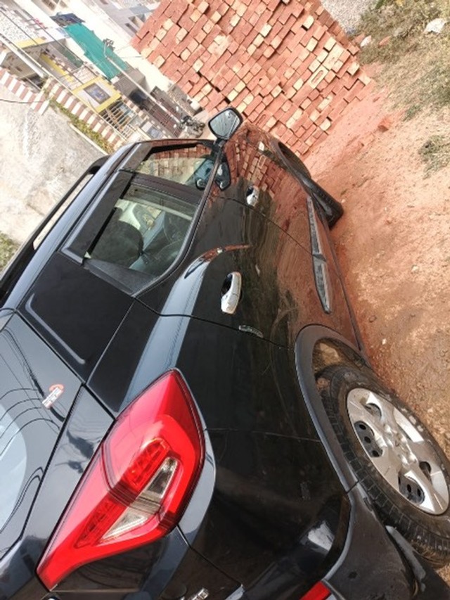 Second-hand 2023 Mahindra XUV300 W6 for sale in Mohali-2