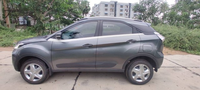 Second-hand 2023 Tata Nexon XMA AMT for sale in West Godavari-2