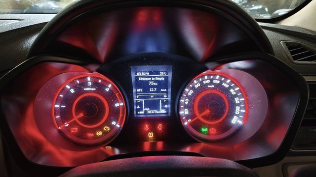 Second-hand 2022 Mahindra XUV300 W8 Option Diesel BSVI for sale in Nashik-3