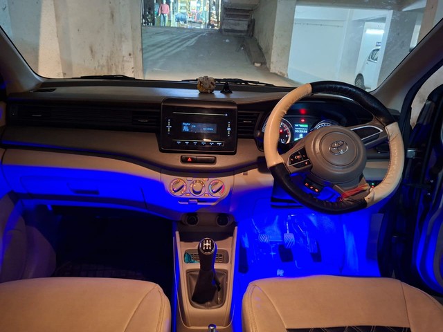 Second-hand 2024 Toyota Rumion S CNG for sale in Khopoli-2