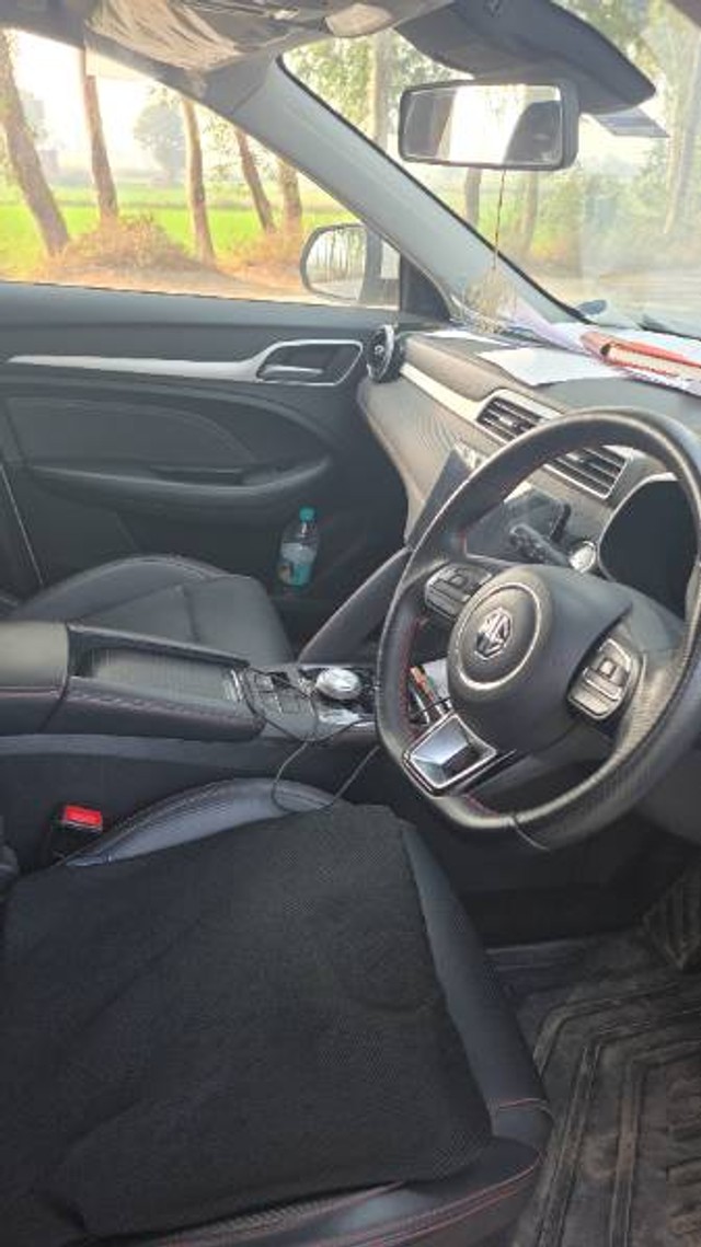 Second-hand 2023 MG ZS EV Exclusive Pro for sale in Panipat-6