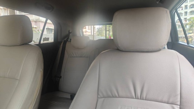 Hyundai Creta 1.4 CRDi S Second-hand 2017 Hyundai Creta 1.4 CRDi S for sale in Vapi-3