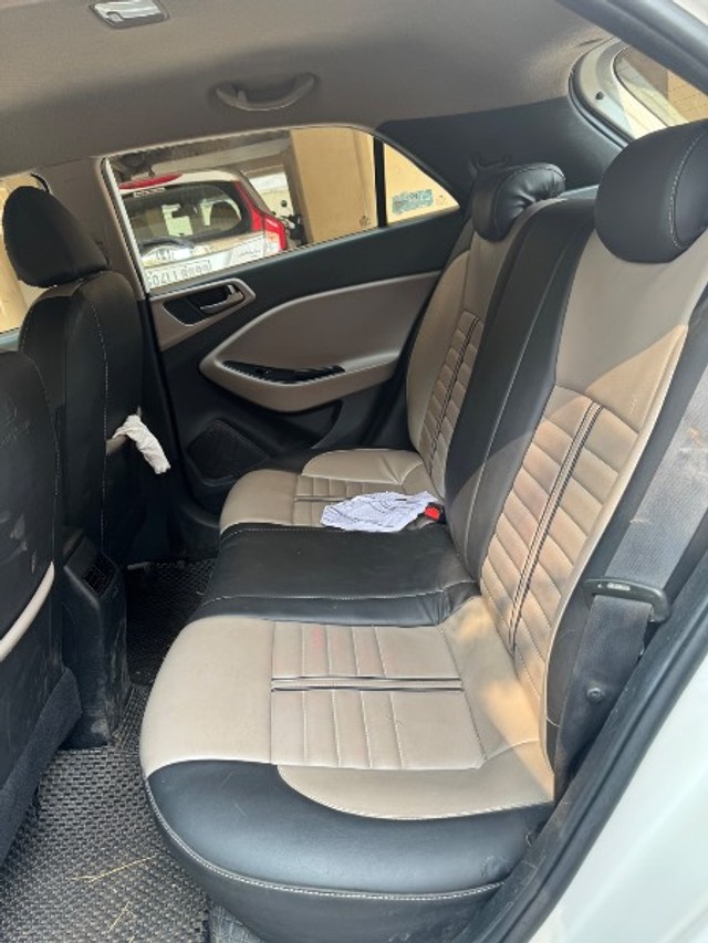 Second-hand 2017 Hyundai i20 Asta 1.2 for sale in Raipur-6