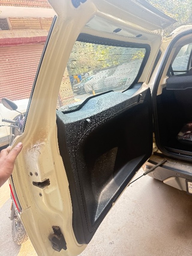 Second-hand 2020 Ford Ecosport 1.5 Petrol Titanium Plus for sale in New Delhi-2