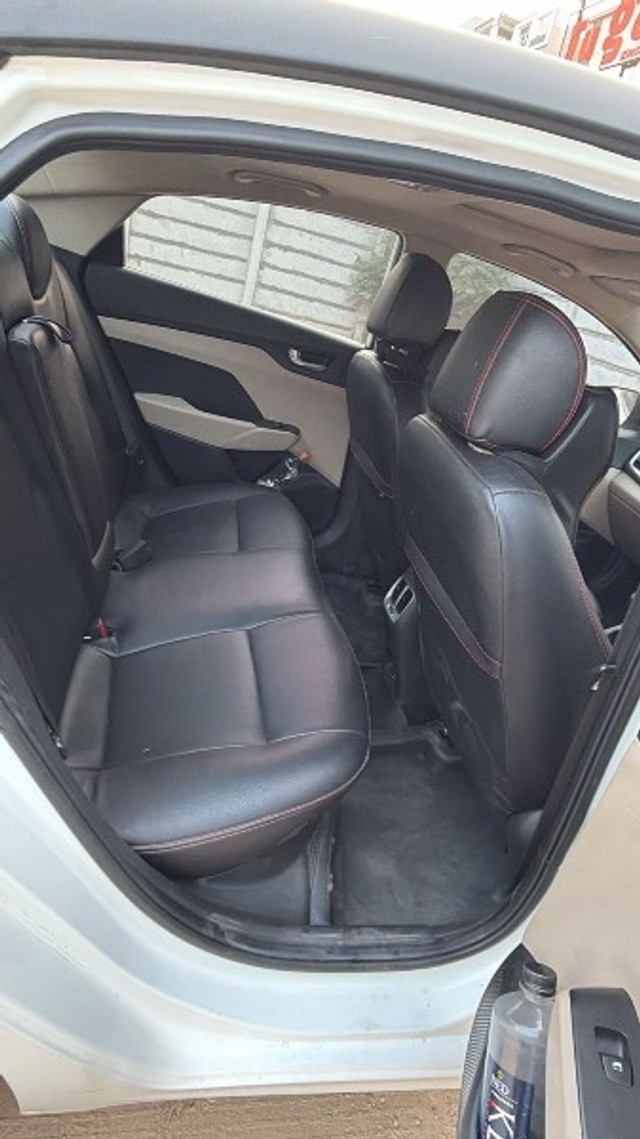 Second-hand 2020 Hyundai Verna SX Diesel for sale in Hyderabad-7