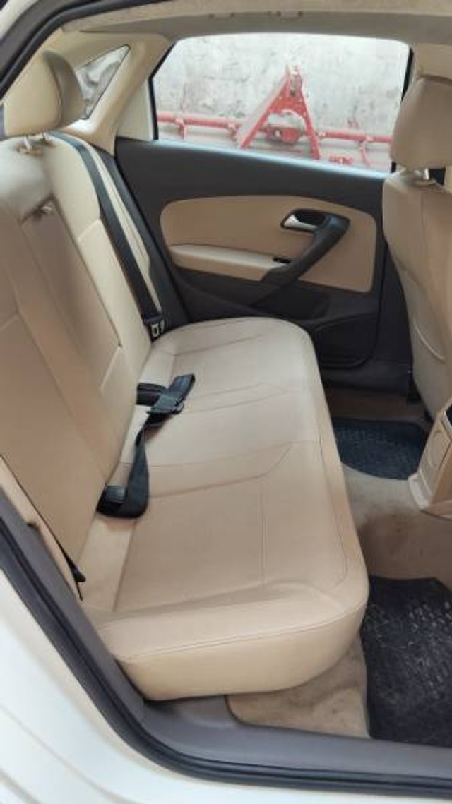 Second-hand 2018 Volkswagen Vento 1.5 TDI Highline Plus AT for sale in Gaya-5