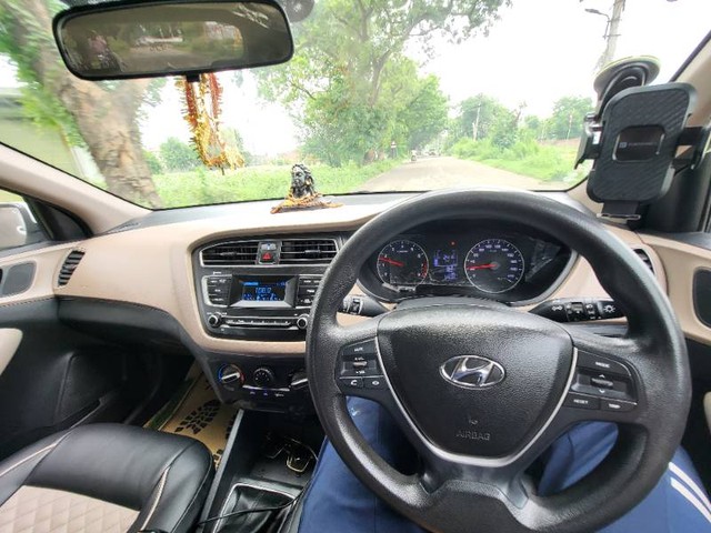 Second-hand 2018 Hyundai i20 1.2 Spotz for sale in Khanna-2