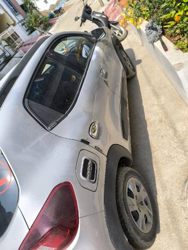 Renault KWID 1.0 RXT Opt Second-hand 2021 Renault KWID 1.0 RXT Opt for sale in Patancheru-4